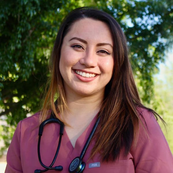 Dr. Nicole Anderson, Apple Valley Veterinarian